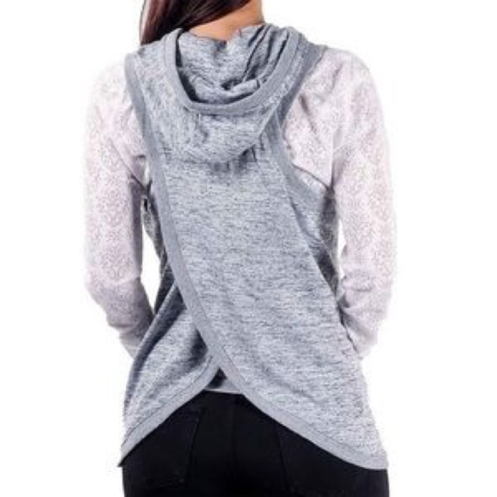 90 Degree By Reflex | Hooded Vest - Picture 4 of 7